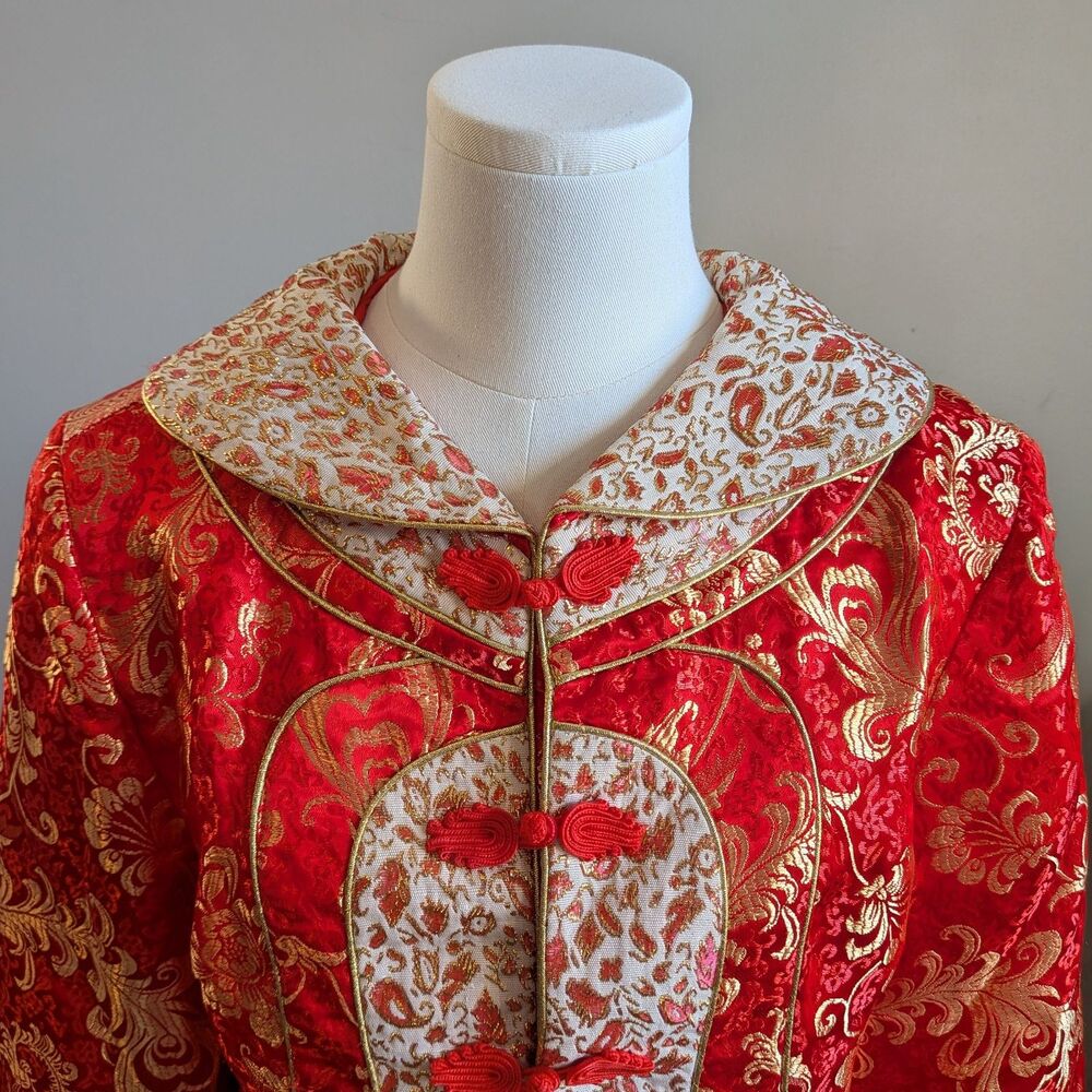 Huamei Red Brocade Jacket Traditional Chinese Gold Frog Closure Size 15 - Picture 5 of 15